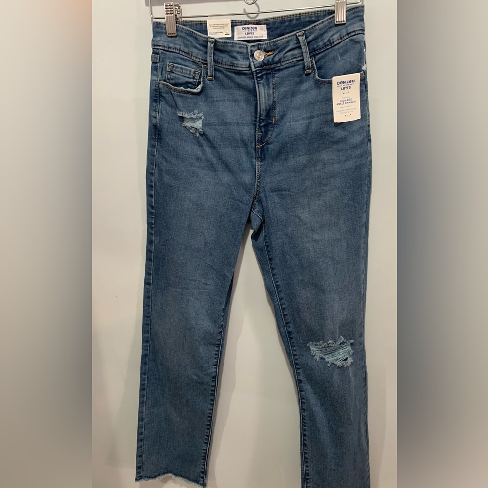Skinny Jean pants
